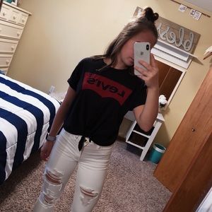 Levi’s Cropped Tie Shirt